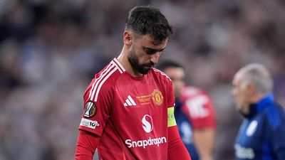 Bruno Fernandes Offers Frustrated Assessment of Man Utd’s 2024–25 Season