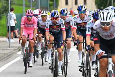 The snakes and ladders game of the 2025 Giro d'Italia GC challengers - Philippa York analysis