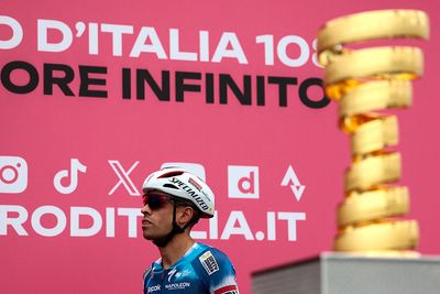 'I hope to be in the Vuelta a España' - injured Mikel Landa making steady recovery after major Giro d'Italia crash