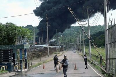 Fire Halts Production At Ecuador's Biggest Oil Refinery