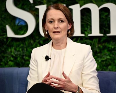 Telstra expects to shrink workforce as it leans in ‘hard’ on AI — including in customer service