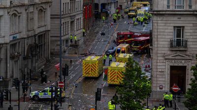Car Drives Into Crowd at Liverpool Trophy Parade