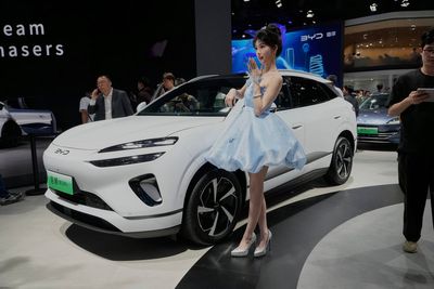 Chinese car makers’ shares plummet as price war heats up