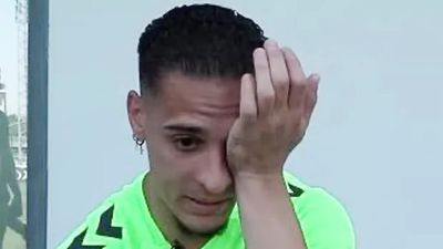 Tearful Antony Reveals Shocking Extent of Man Utd Nightmare