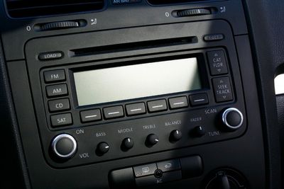 Controversial car radio licence fee for motorists approved in Zimbabwe