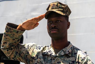 Razor bumps can now get you kicked out of the marines. Black men will likely suffer the most