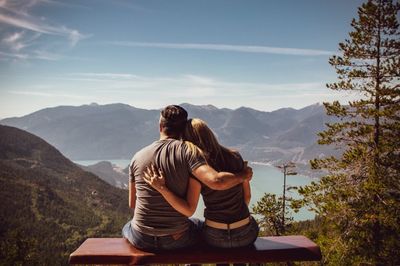 10 Things You Should NEVER Ask a Couple Without Kids