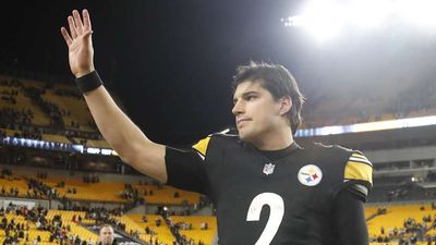 Mason Rudolph Did His Best To Deflect Questions About Aaron Rodgers Joining Steelers