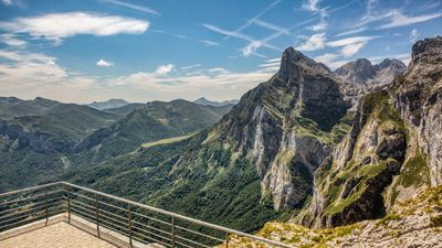 Hiker faces eye-watering six-figure fine after launching huge rock from a cliff in Spanish national park