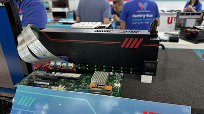 Utran's $3,000 add-in card holds 28 M.2 SSDs and delivers 109 GB/s — 400-Watt card houses up to 224TB of storage