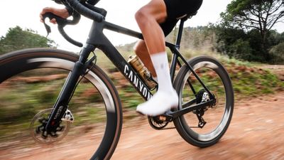 Canyon launches DT Swiss developed suspension fork with 40mm of travel