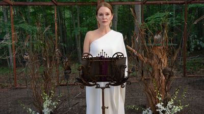 Netflix's newest No. 1 show is a twisty dark comedy with Julianne Moore and Kevin Bacon — and it should be your next binge