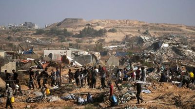 At least 47 injured as crowd overruns aid hub in Gaza, UN official says