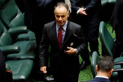 Victorian Liberals prepare last-minute bid to bail out John Pesutto with loan to help pay $2.3m defamation costs