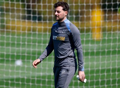 Ryan Mason: Tottenham braced for approach from West Brom over manager vacancy