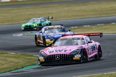 “A shitty race”: DTM leader Lucas Auer rants after Marco Wittmann collision