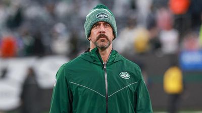 Bradshaw: Steelers should leave Rodgers to ‘chew on bark and whisper to gods’
