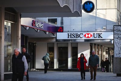 High-street bank offering £500 gift card to new customers – see if you are eligible