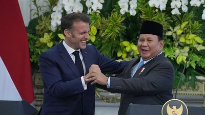Macron meets 'great friend' Subianto in Indonesia to discuss defence and trade