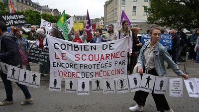 French surgeon handed maximum 20-year term in paedophilia trial