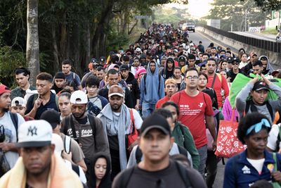 Mexico Faces New Role as Host Nation as Seven in 10 Migrants Staying There After U.S. Border Closures: Report