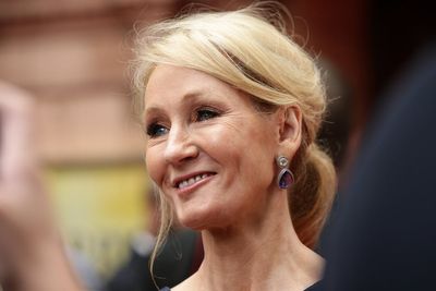 JK Rowling weighs in on Harry Potter casting news