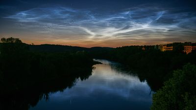 Noctilucent cloud season 2025 is upon us! Here's how to spot elusive 'night-shining' clouds