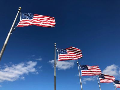 Why the American Dream Is Now Just a Side Hustle Fantasy for the Middle Class