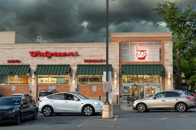Why These 6 Famous Stores Are Closing Down Their Flagships