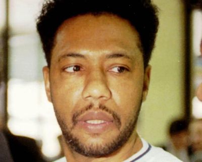 Donald Trump commutes sentence of former Chicago gang leader