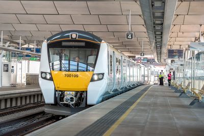 Thameslink passengers stuck for hours after electrical fault causes transport chaos