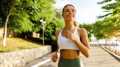 I tried the 5-4-5 walking technique for a week — and it boosted my fitness and mood