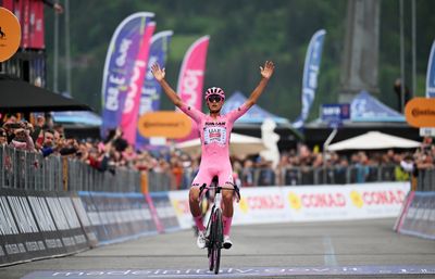 Isaac del Toro rebounds to win Giro d'Italia stage 17 to boost overall lead