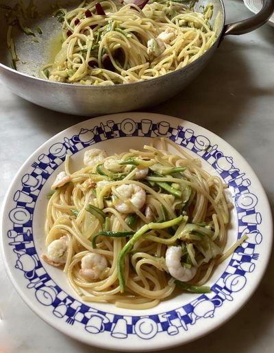 Rachel Roddy’s recipe for spaghetti with prawns, courgettes and gremolata