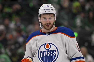Hyman gone for the 2025 postseason with wrist surgery