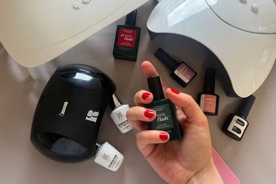 Best gel nail kits for salon-quality manicures at home