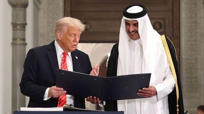 ‘It’s much too big!’: Goldilocks Trump wails that his Qatar bribe jet isn’t just right