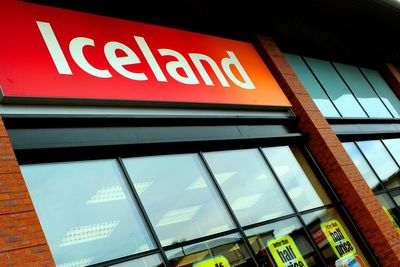 Iceland issues urgent recall on bread rolls after customers told ‘do not eat’