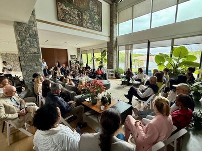 This advisor hosts seminars for the world's richest families—her secret is 'no PowerPoint'