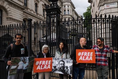 Government urged to upgrade travel warning for ‘police state’ Egypt following ongoing detention of Alaa Abd el-Fattah