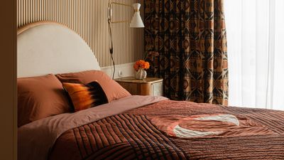 8 Art Deco Bedrooms That Bring a Modern Take on This Style's Glamorous Luxury