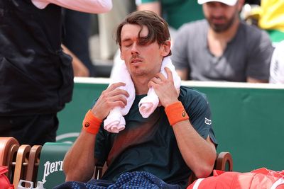 Alex de Minaur and Jakub Mensik latest French Open seeds to fall after five-set upsets