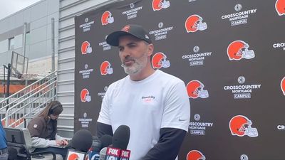 Kevin Stefanski Had High Praise for Kenny Pickett Amid Browns' Quarterback Battle
