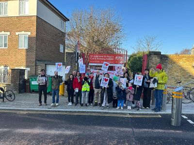 Parents launch High Court bid to save Islington school