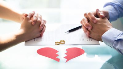 Five Divorce Settlement Blind Spots: An Expert's Guide to What You Can't Afford to Miss