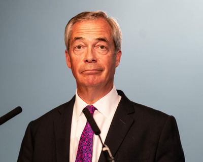 Farage says Sarwar is ‘obsessed’ by race as Hamilton byelection row escalates