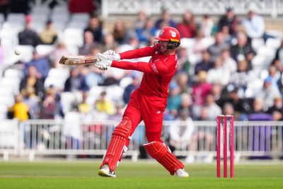 Keaton Jennings helps Lancashire to first victory of season