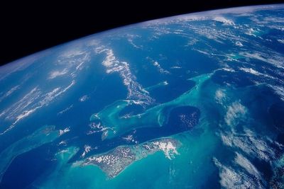 The ocean is getting even darker