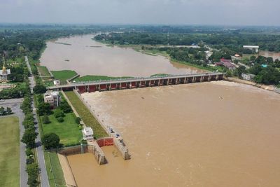 Bangkok on alert as flood threat grows along Chao Phraya