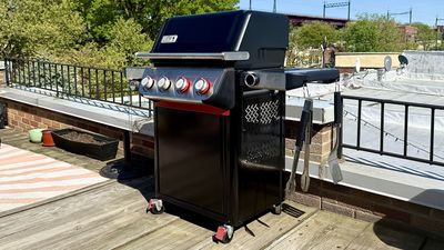 I tried Weber’s 2025 Spirit EP-425 gas grill — and it’s incredible value for backyard cooks